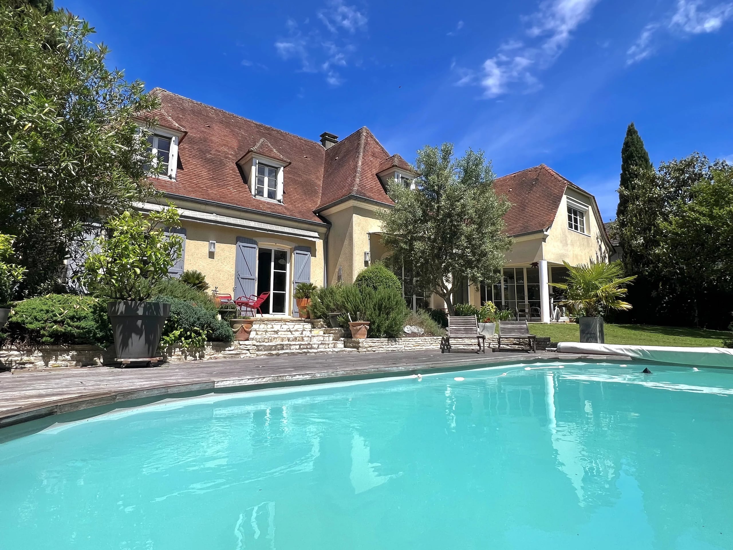 Pau Quartier Beau Soleil - Maison 5 chambres - Pièce de vie 90 m² - Piscine & Pool house